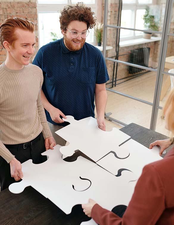 Séminaire et workshop de cohésion d'équipe - team building- en entreprise avec l'ennéagramme.
